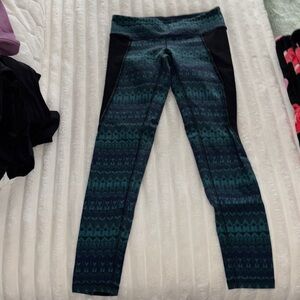 ALO Yoga Teal and Black Patterned Leggings